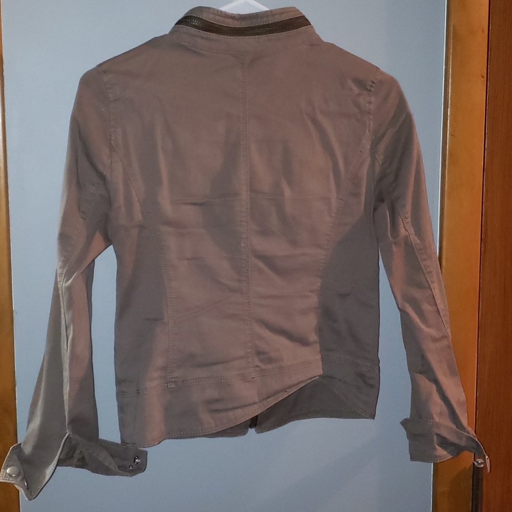 Jacket - Picture 3 of 3